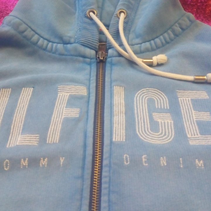 Кофта Tommy Hilfiger.Оригинал,вышлю