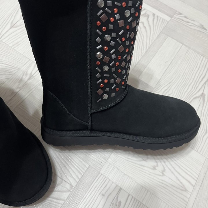 Новые UGG оригинал р-р 38