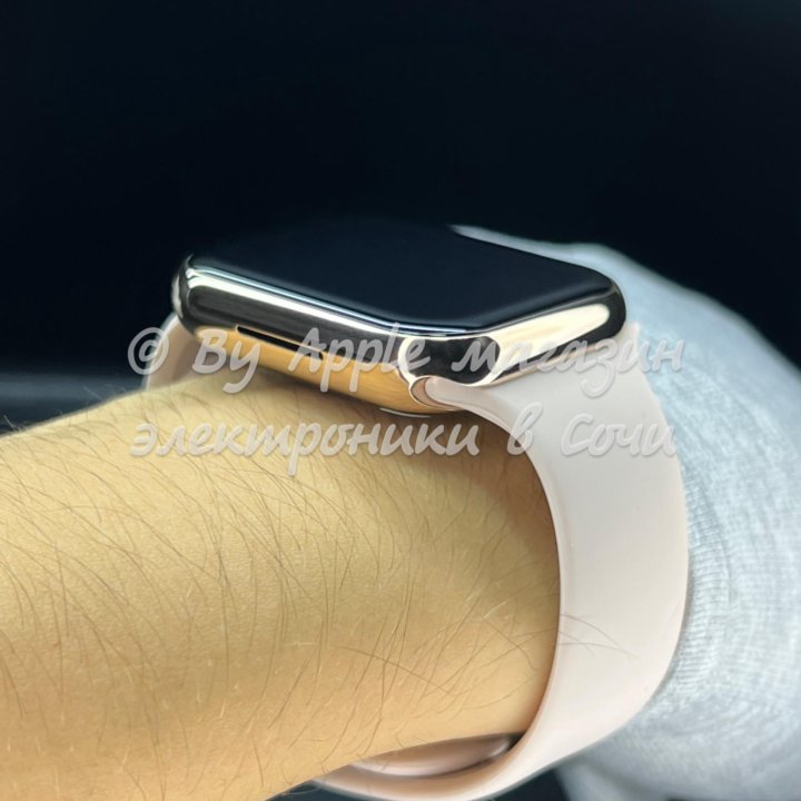 Apple Watch 8 45м (безрамочные, NFC)