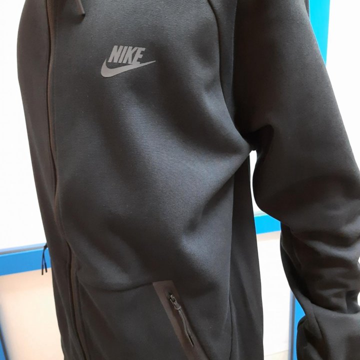 Спортивный костюм Nike демисезон артикул 652320