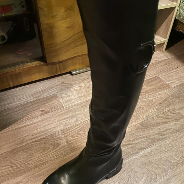 Ботфорты кожаные Vitacci