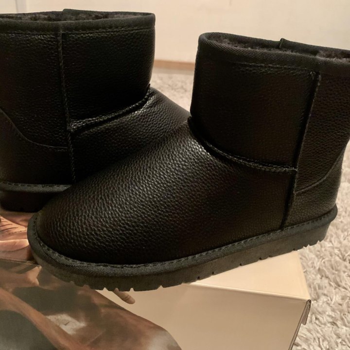 Женские Угги