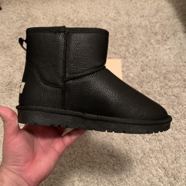 Женские Угги