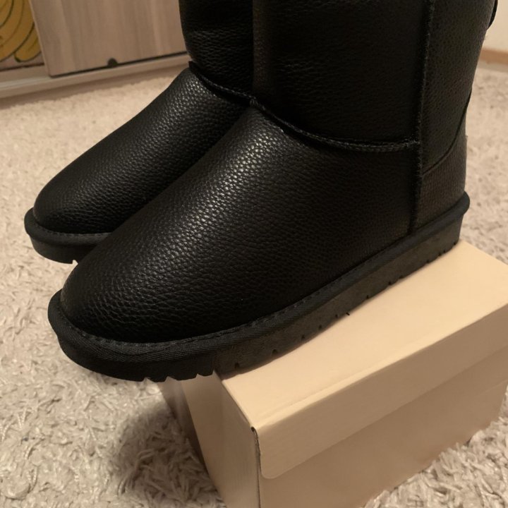 Женские Угги