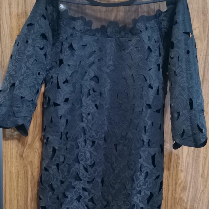 Платье вечернее