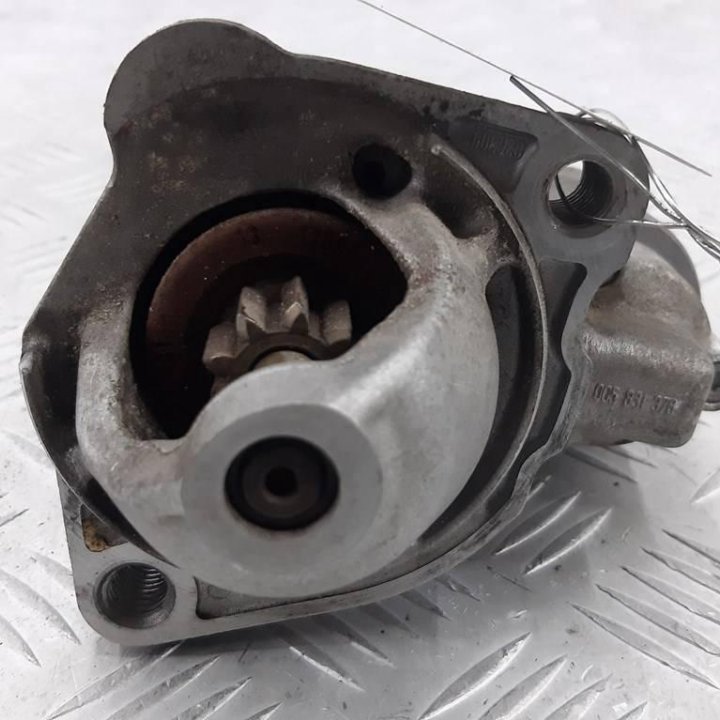 Стартер Audi A4 B7 2005г.