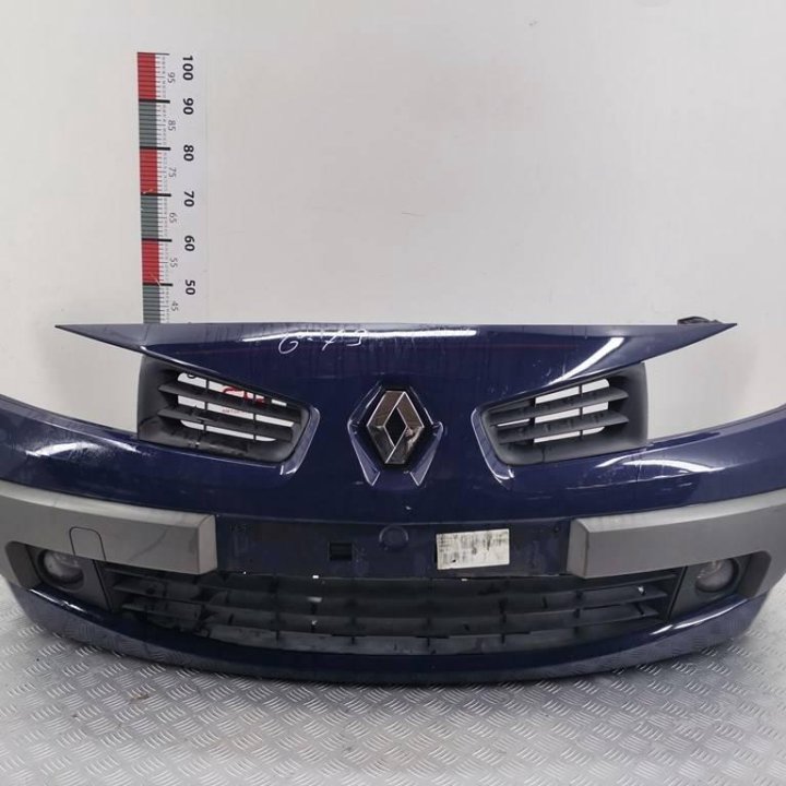 Бампер передний Renault Megane 2 рест. 2007г.