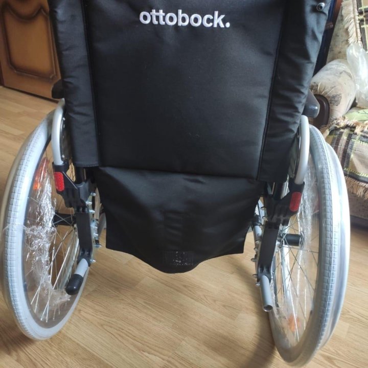 Инвалидная коляска