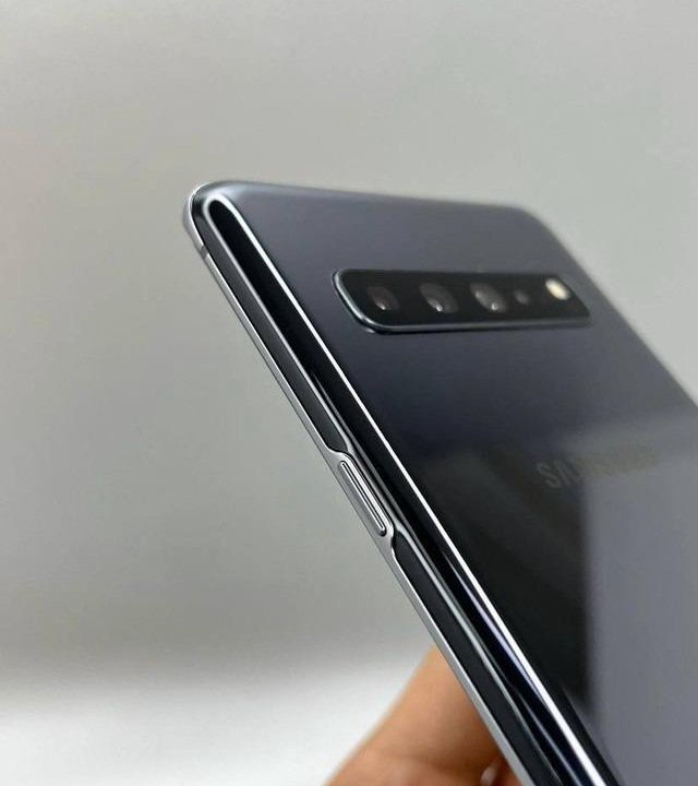 Новый Samsung S10