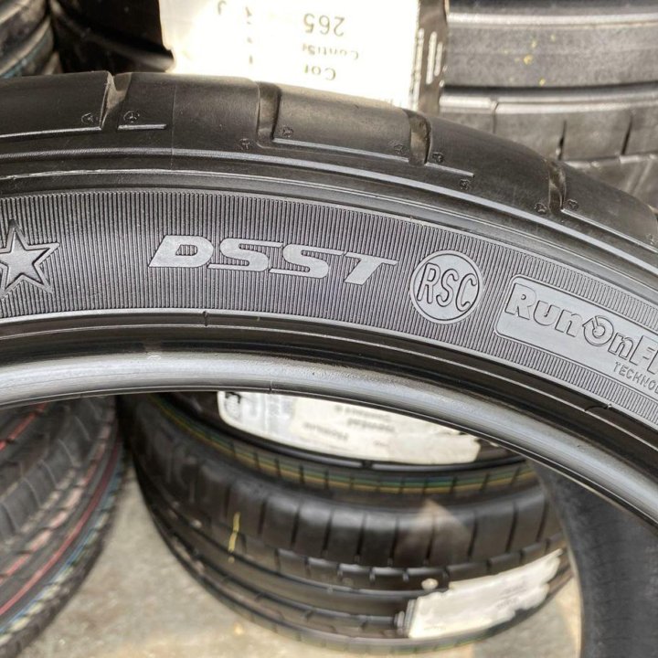 Dunlop SP Sport Maxx GT 285/35 R21 и 325/30 R21 105Y