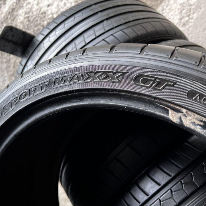 Dunlop SP Sport Maxx GT 600 265/35 R20