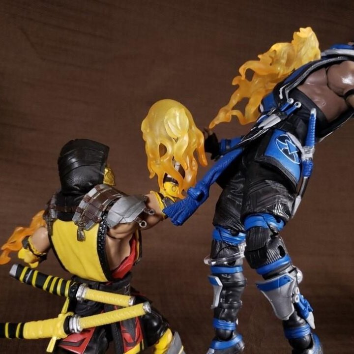 Фигурка Scorpion vs. Sub-Zero Mortal Kombat