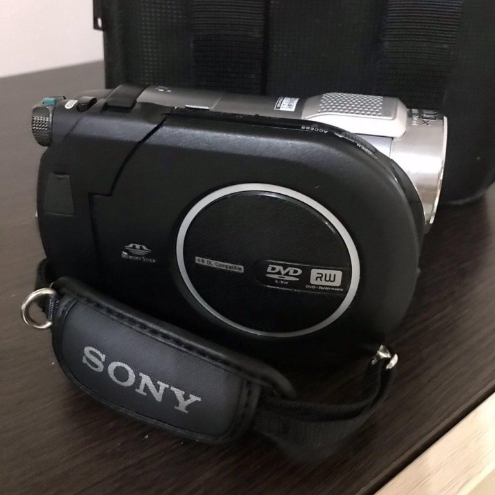 Видеокамера sony handycam