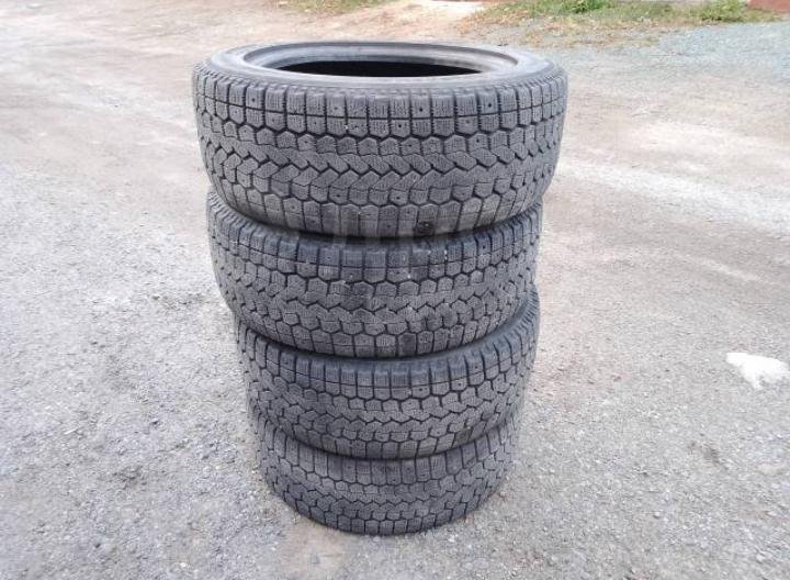 205/55 R16 YOKOHAMA ICE GUARD