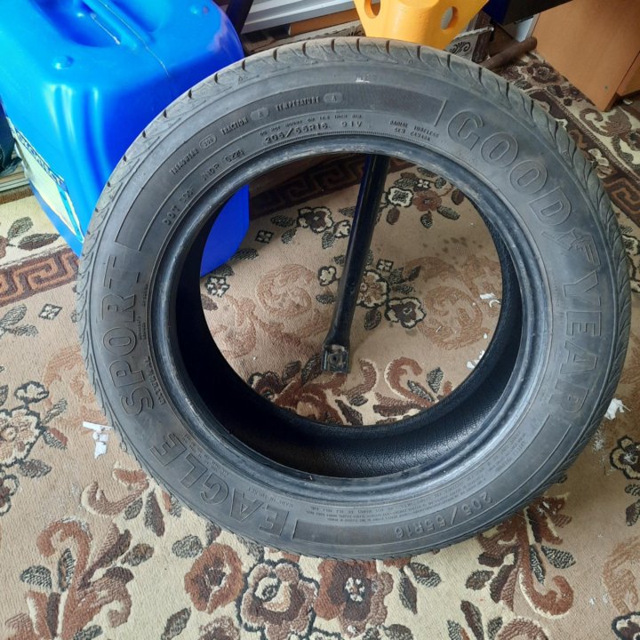 Шыны летние 205/55 R16