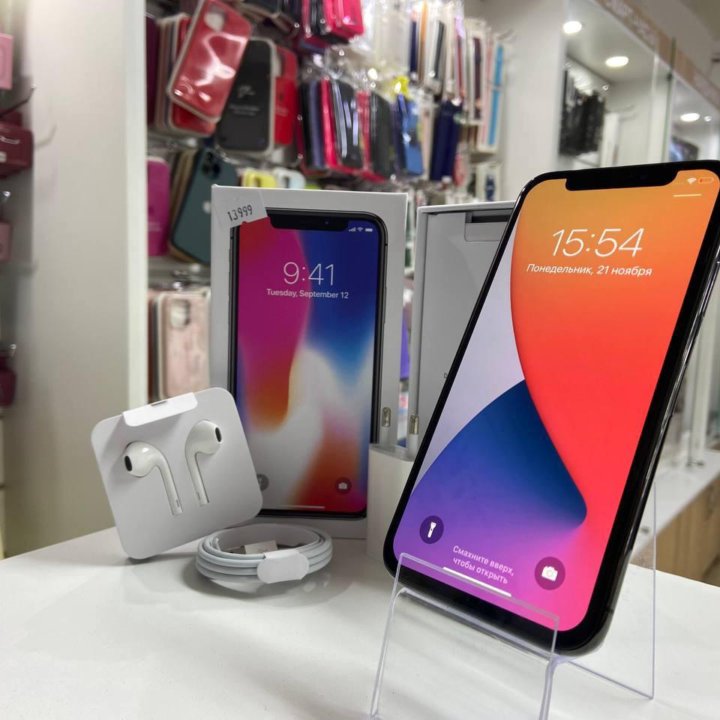 iPhone X (64 GB) (новый,гарантия)