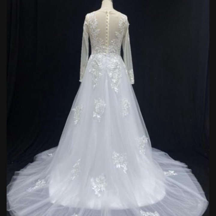 Свадебное платье