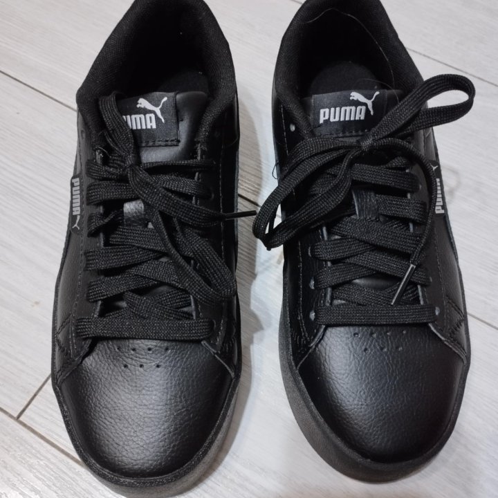 Новые кроссы Puma р. 35