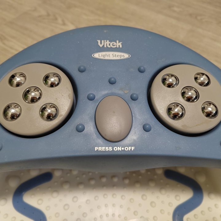 Гидромассажная ванночка для ног Vitek VT -1386B