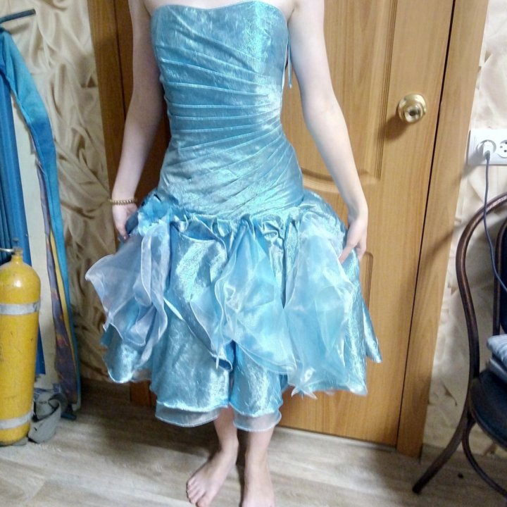 Праздничное платье