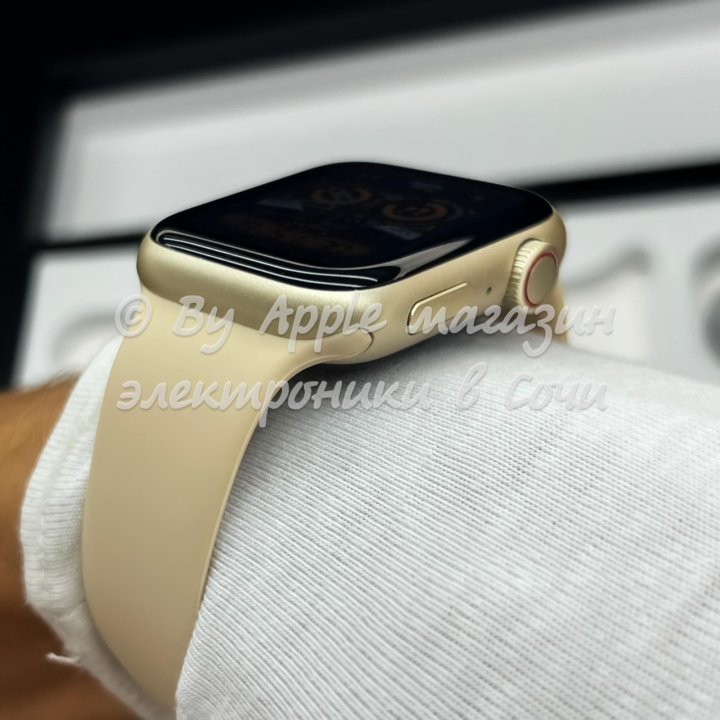 Apple Watch 7 44mm (новые, gold)