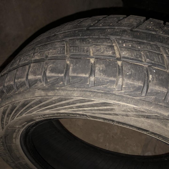 235/65 R18 шина зимняя Йокогама 1шт липучка