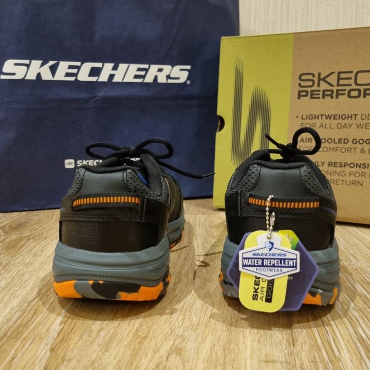 Кроссовки Skechers