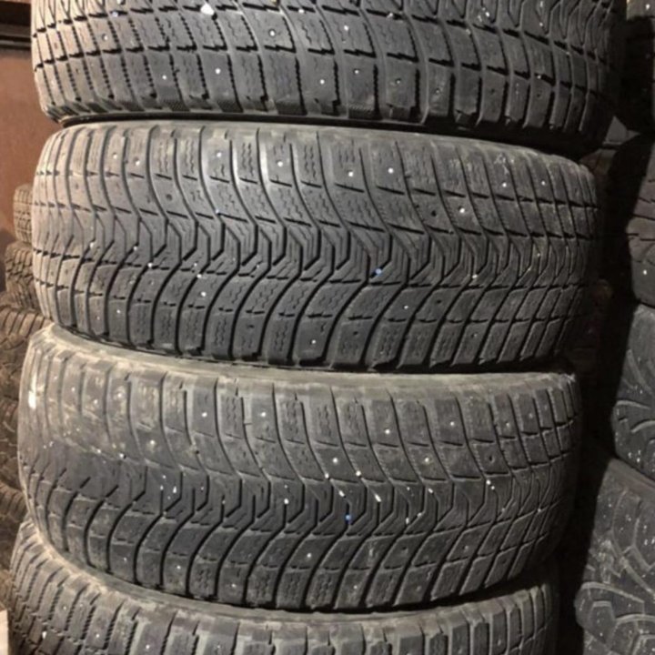 205/55 R16 шины зимние Мишилен 2шт