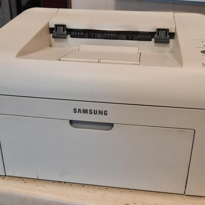 Лазерный принтер Samsung ????