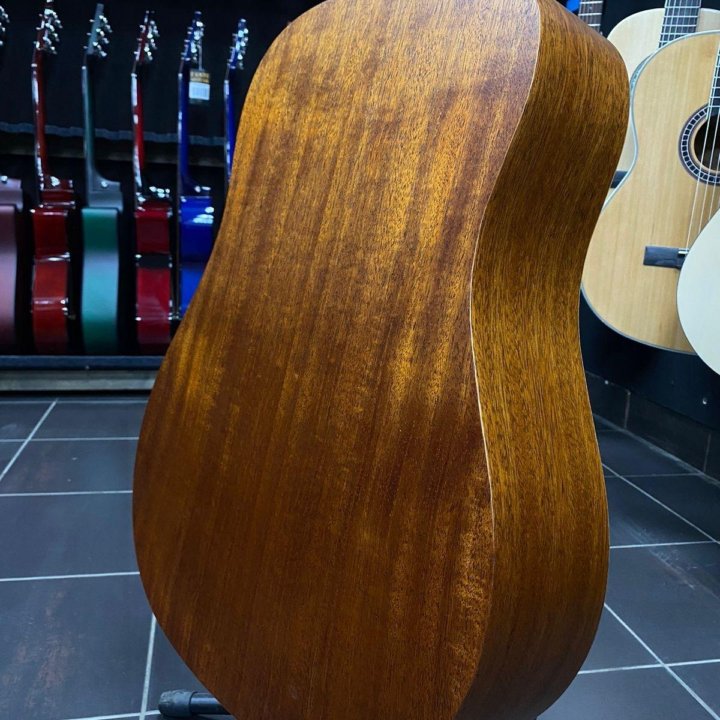 Акустическая гитара LAG T170D Новая