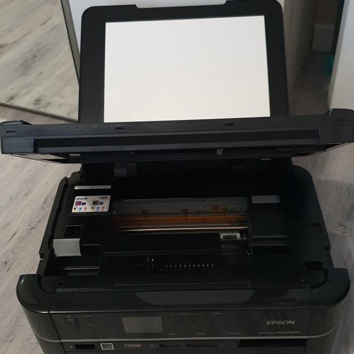 МФУ Epson PX660