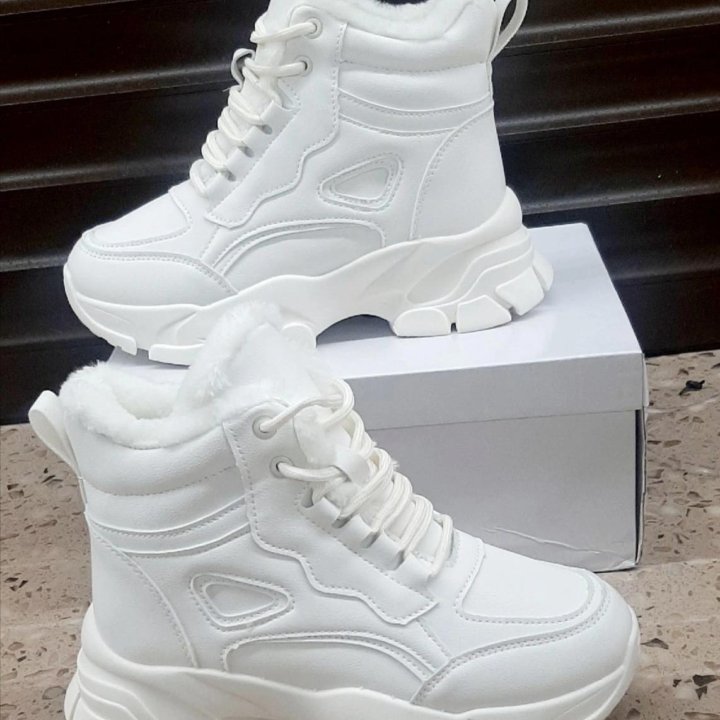 Кроссовки зима