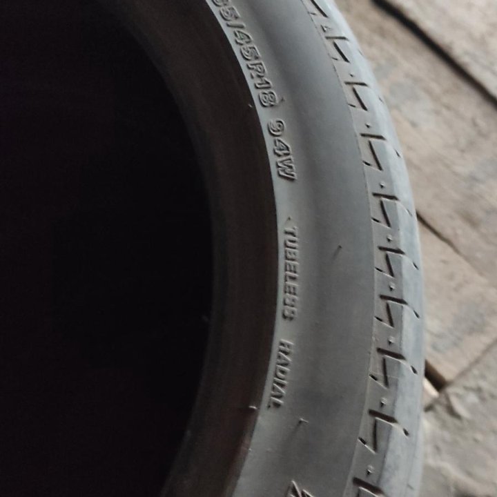 Шины brigstoun turanza 235/45 R18