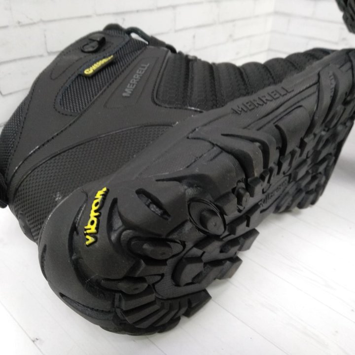 Зимние кроссовки Merrell