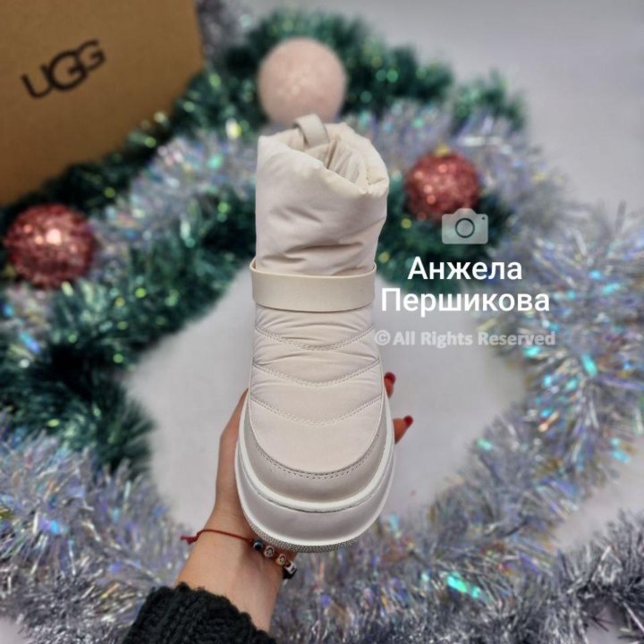 UGG Ash Inflated Boot - White