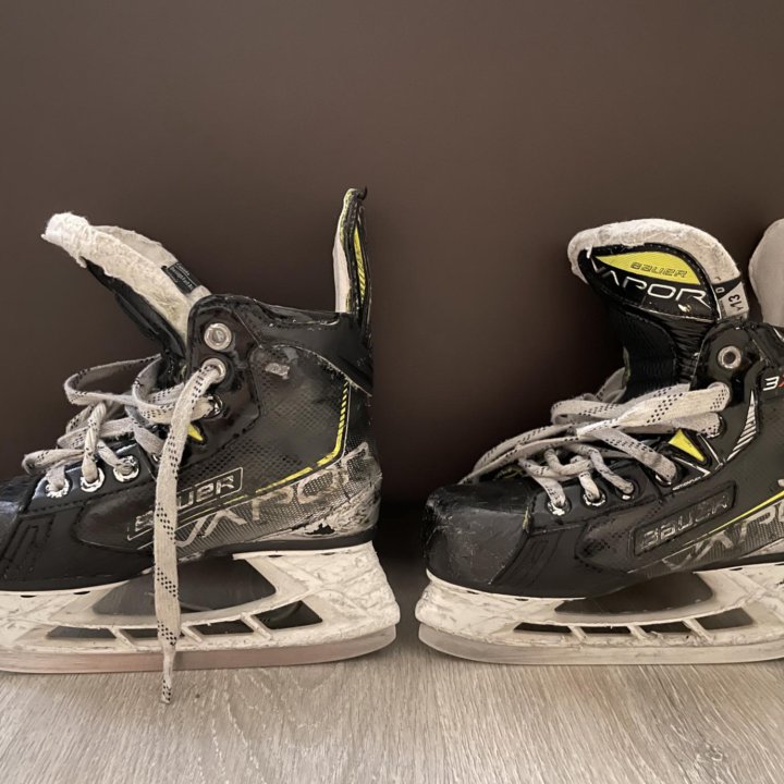 Коньки BAUER VAPOR 3x YTH размер 13