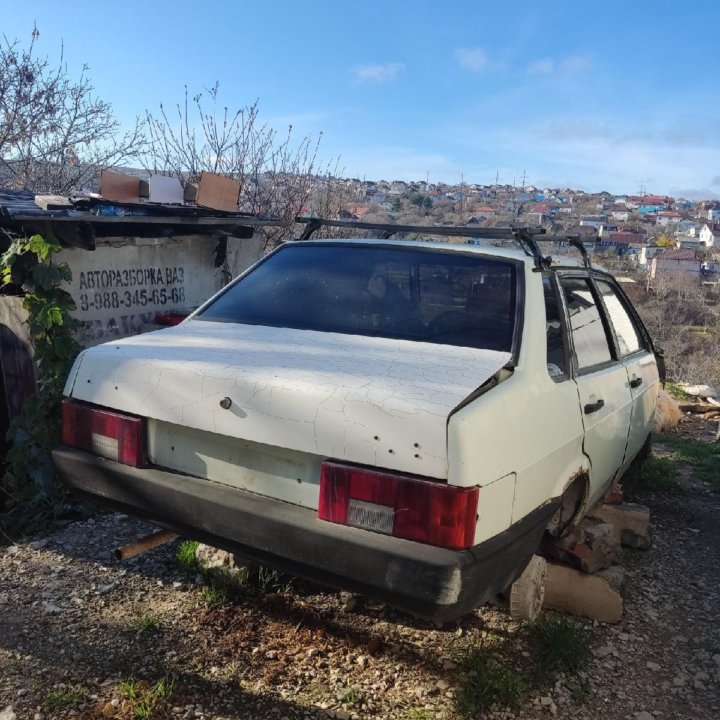 В разборе ваз 21099