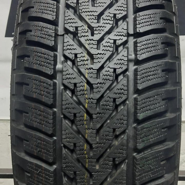 205/55R15 87H Pirelli Winter 210 Perfomance одно