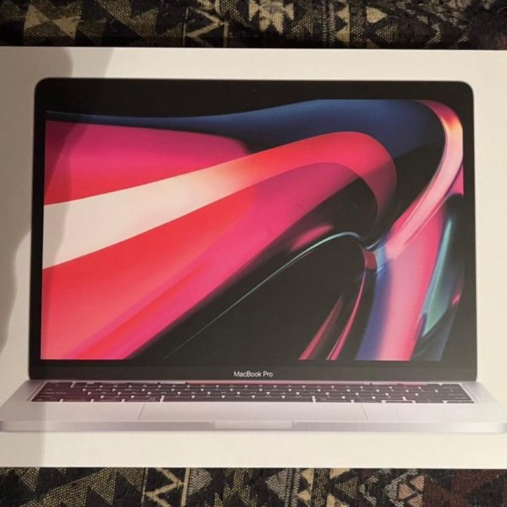 MacBook Pro 13 M1 8/512Gb Space Gray Новый