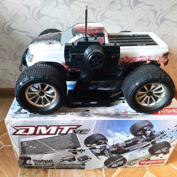 Радиоуправляемая модель Kyosho DMT VE 1:10 4WD