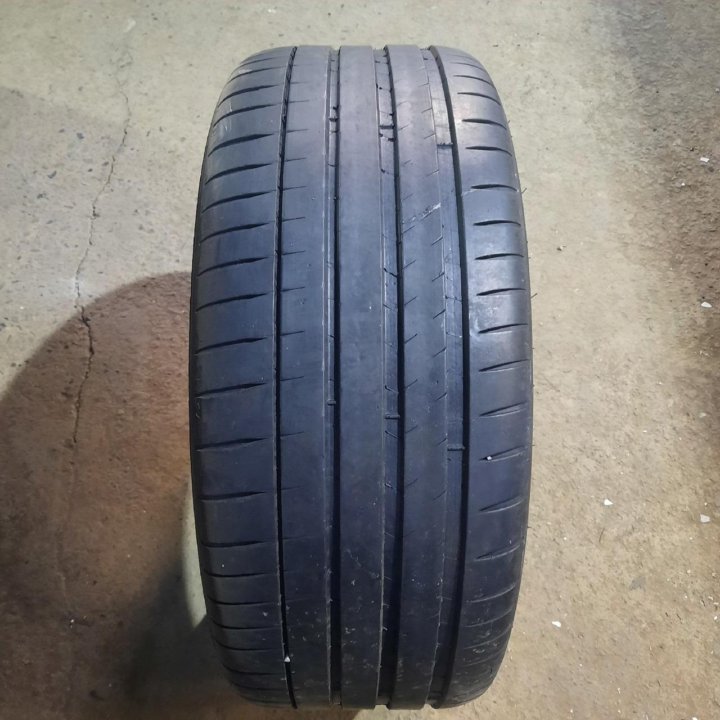 275/40R22 Michelin Pilot Sport 4 S (Лот №5514)