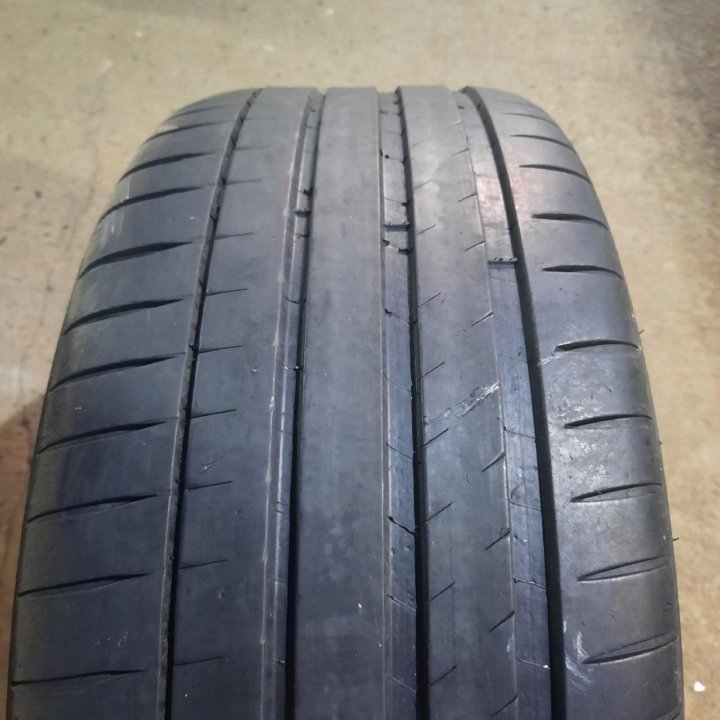 275/40R22 Michelin Pilot Sport 4 S (Лот №5514)