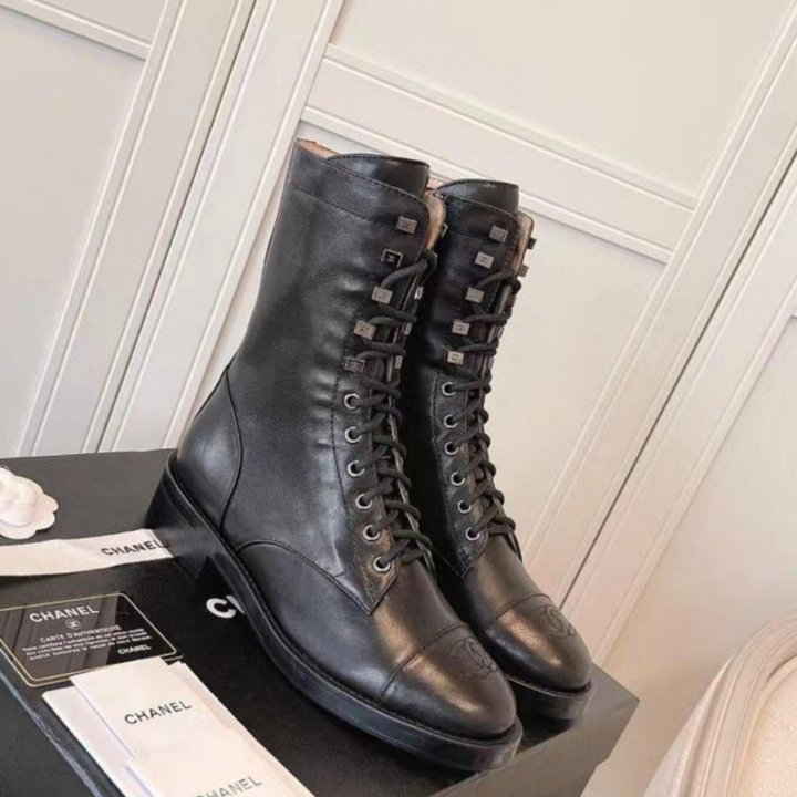 Зимние ботинки Chanel