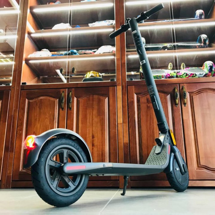 Электросамокат Ninebot KickScooter E22