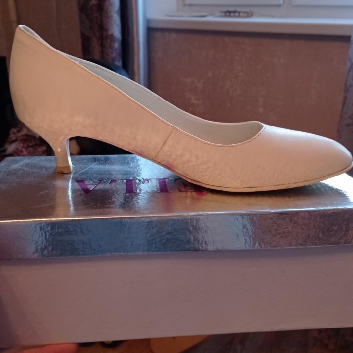 Свадебные туфли