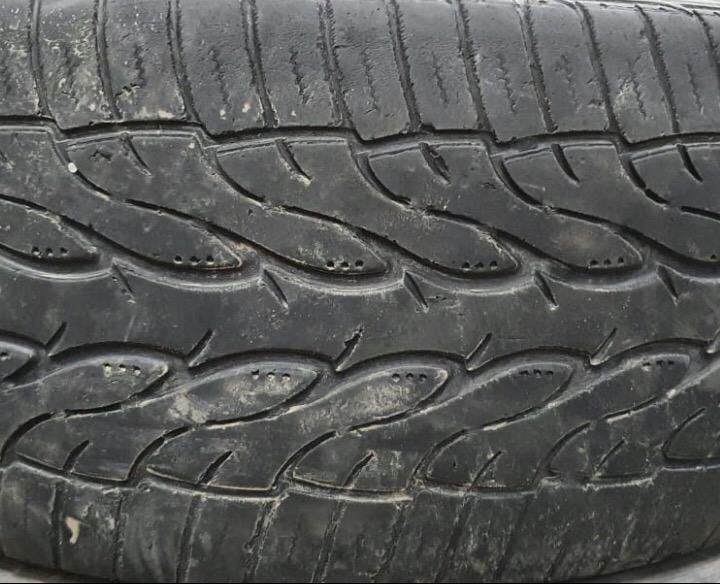 275/40 R20 шины летние Тойо 4шт