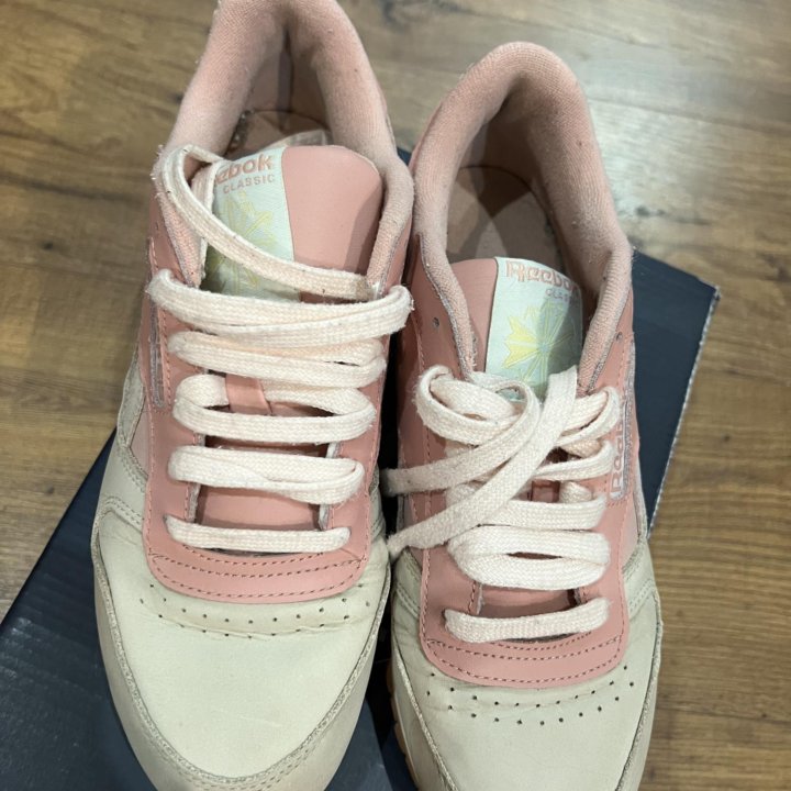 Кроссовки Reebok