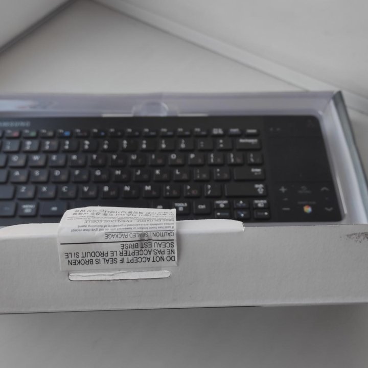 Беспроводная клавиатура Samsung vg-kbd1000