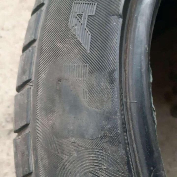 Maxxis 255/45/17, 2шт