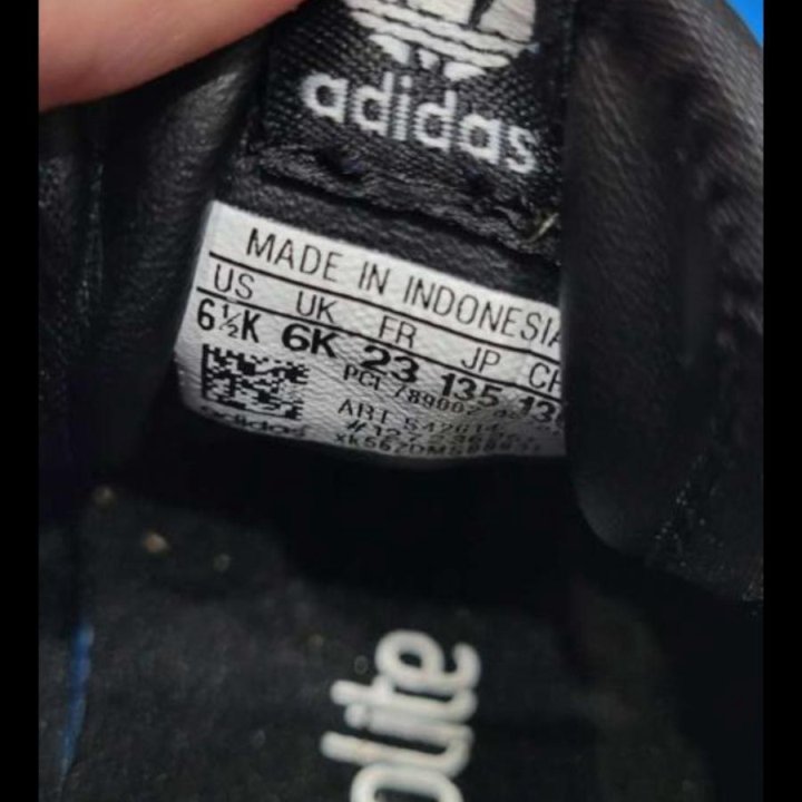 Кроссовки детские adidas